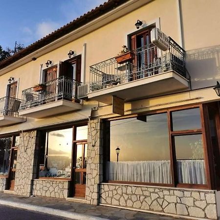 Sun View Guesthouse Delphi Bagian luar foto