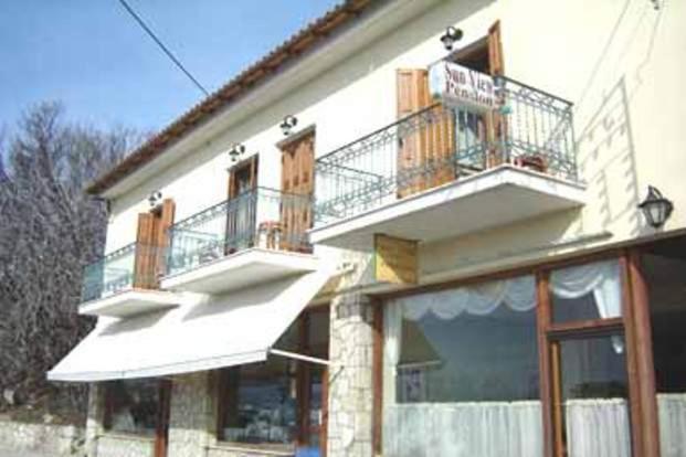 Sun View Guesthouse Delphi Bagian luar foto